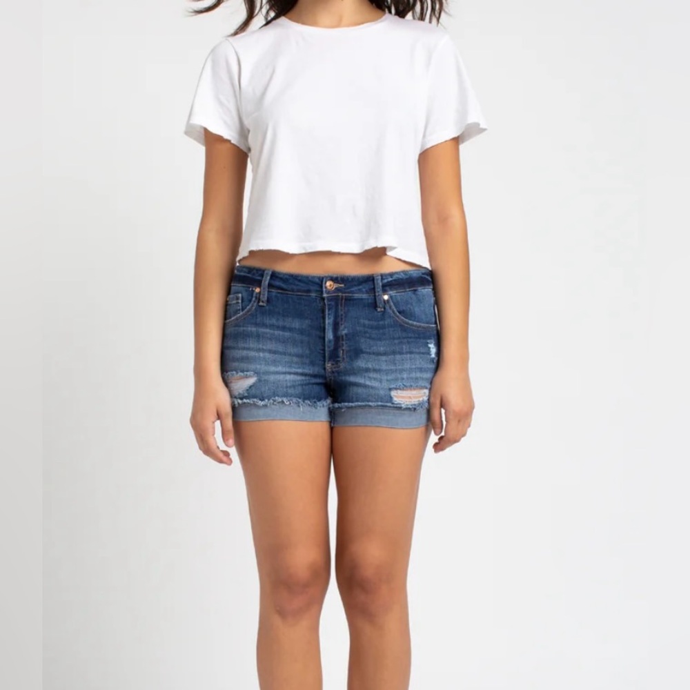 NWOT Celebrity Pink Distressed Jean Short Shorts